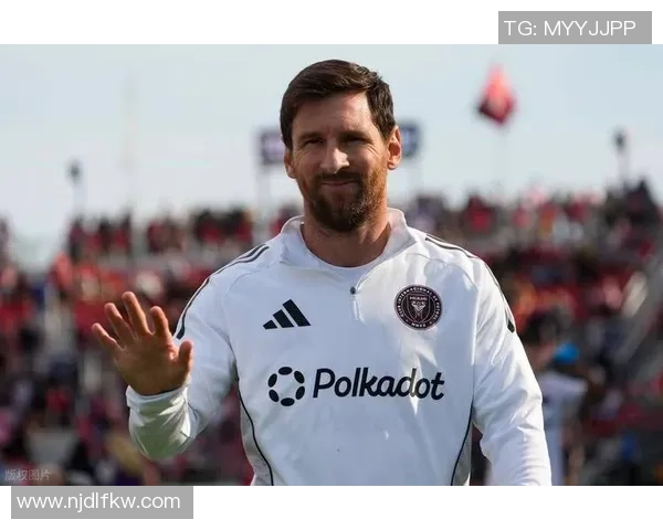 足球星光璀璨绽放全球足坛魅力球员展现无尽风采